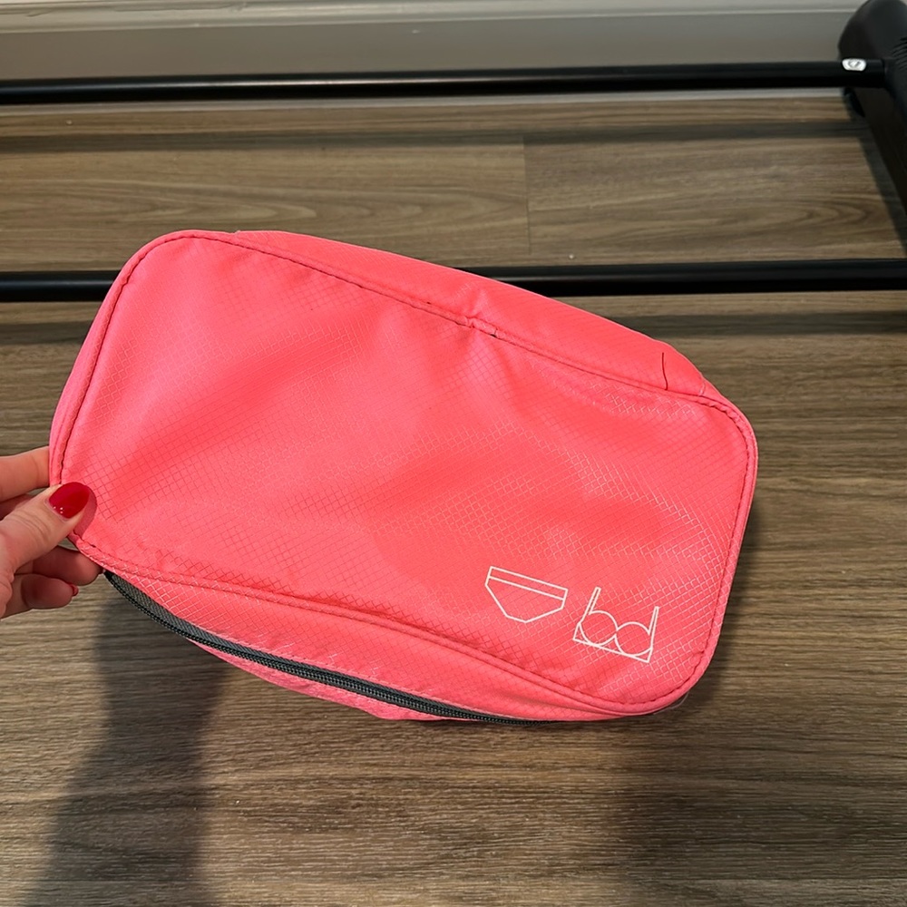 Bright pink vinyl packing cube EUC